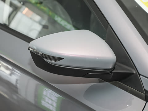 2026�� ��4�� 400������ 1.5L �ֶ���Խ��