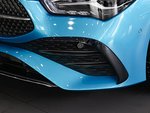 2025�� CLA 200 ���ܳ�