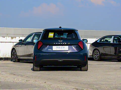 2024�� 452km COOPER SE ������