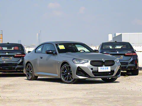 2025�� M240i xDrive