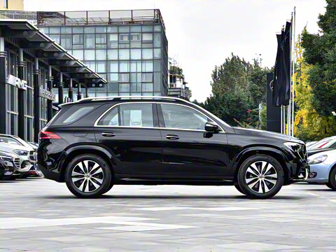 2026�� GLE 350 4MATIC ������