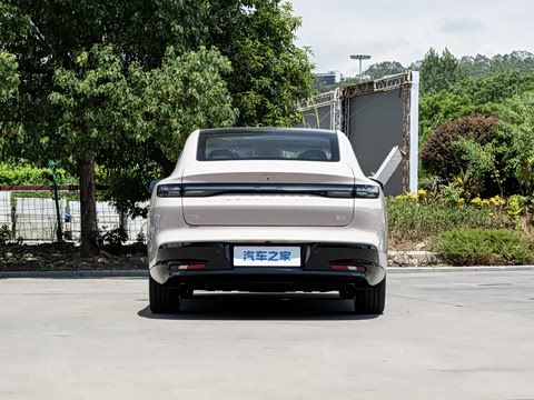 2027�� 590������