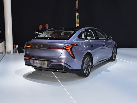 2026�� 750  ��������