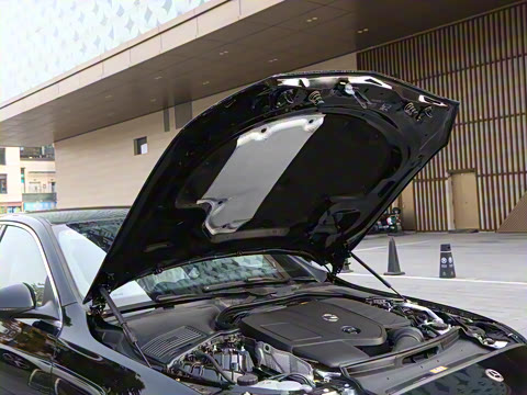 2026�� C 260 L �˶���