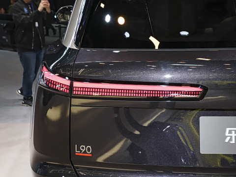 2026�� Ultra+ ������