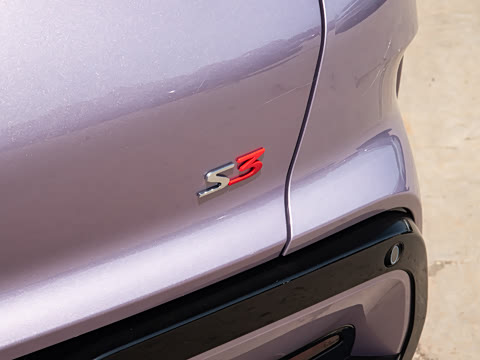 2026�� 535 MAX�����