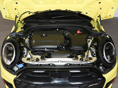 2025�� JOHN COOPER WORKS