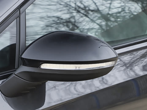 2026�� 300TSI R-Line