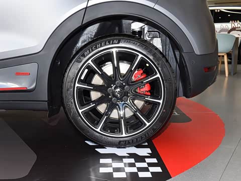 2026�� BRABUS ���ܰ�