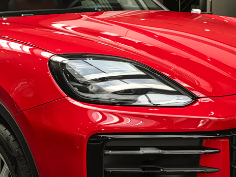 2025�� Cayenne 3.0T ���ΰ�