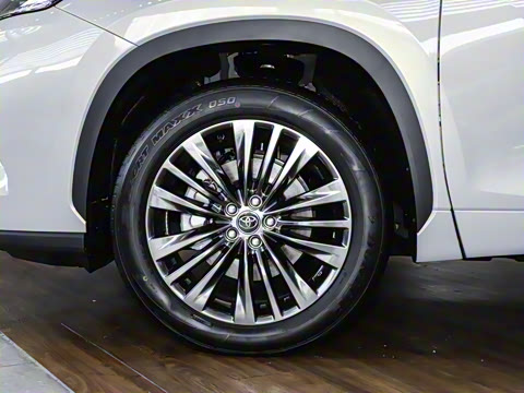 2026�� 2.5L���ܵ��˫������������ 7��