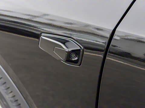 2026�� 660Max��ΪǬ��ADS SE��