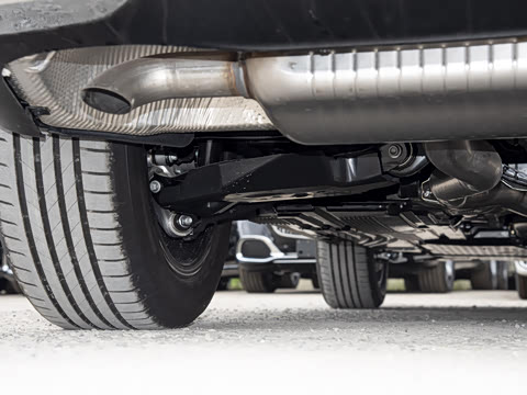 2026�� GLC 300 L 4MATIC ������ 5��