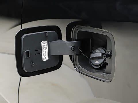 2026�� ���̰� 230�콢�� 7��