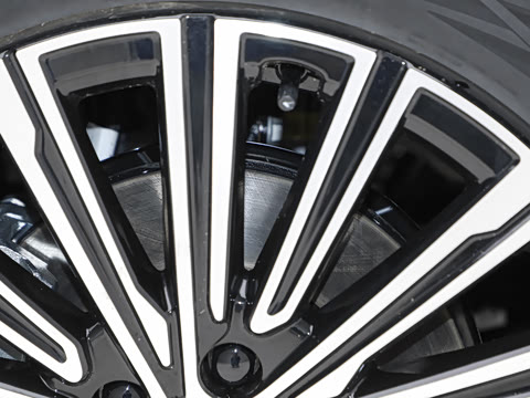 2026�� EM-i����