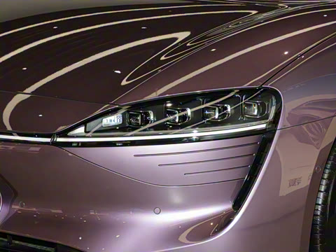 2025�� 705km Pro