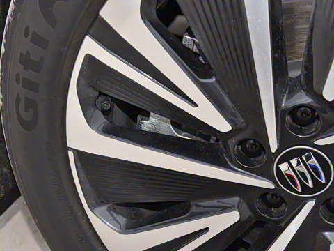 2025�� ������