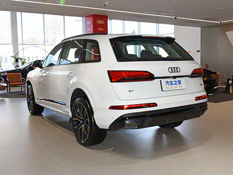 2025�� 55 TFSI quattro S line����ʿ��