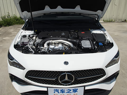 2025�� CLA 260 4MATIC ���ܳ�