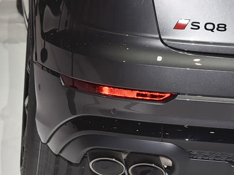 2026�� 4.0 TFSI 
