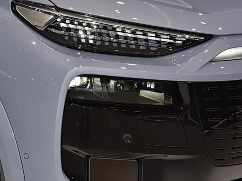 2026�� quattro Ǭ���Ǽݰ�