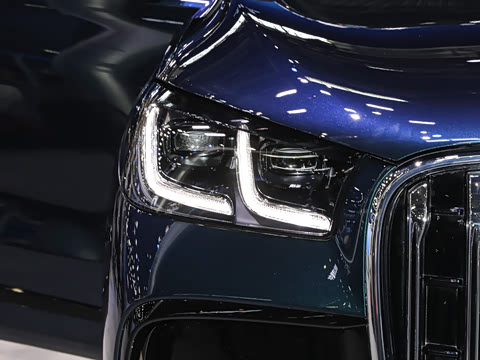 2027�� 2.0T ˫�������������