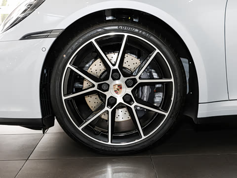 2026�� Carrera 3.0T