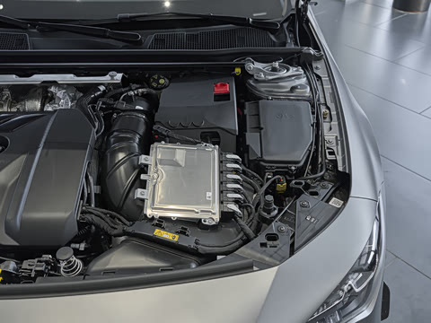 2026�� AMG CLA 45 S 4MATIC+