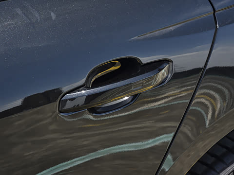 2026�� 200���������� 40 TFSI ����������