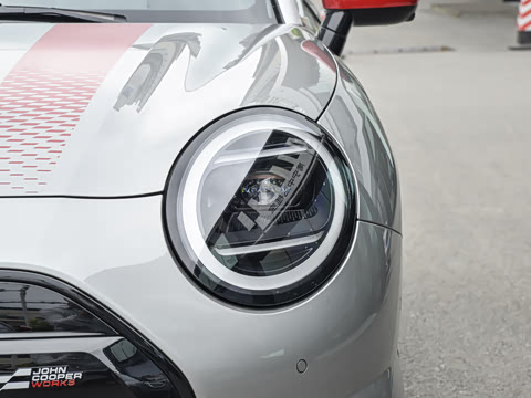 2026�� JOHN COOPER WORKS