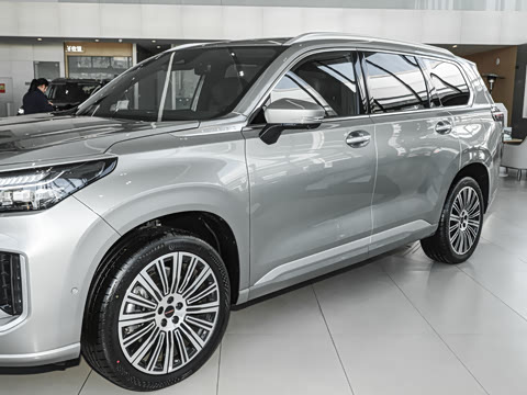 2025�� 180 ��������Ultra���� 7��