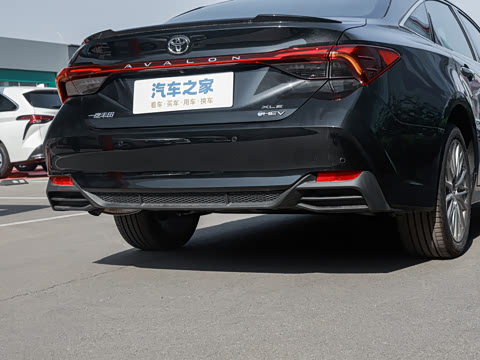 2026�� ˫�� 2.5L XLE����