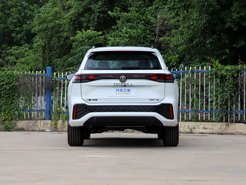 2026�� �Ŀ� ̽��L 300TSI ������Ӣ