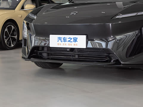 2025�� �ھ������ 75kWh Touring