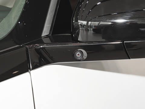 2025�� Ultra ���ܻ��°�