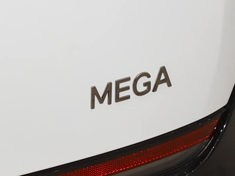 2025�� Ultra ���ܻ��°�