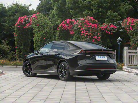 2026�� 240Ultra��ΪǬ��ADS SE��