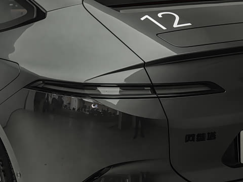 2026�� �Ŀ� Max ˫��������