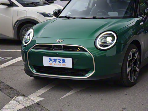 2025�� 463km COOPER SE ������