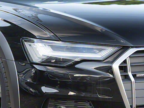 2026�� allroad quattro 55 TFSI