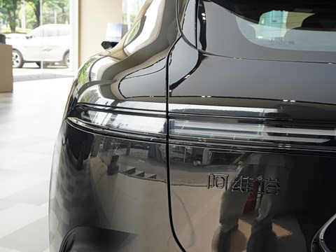 2026�� Max ˫��������