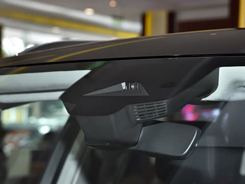 2025�� �Ŀ�  2.0T PHEV ����200��������� 6��