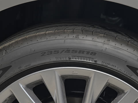 2026�� 2.0L ������