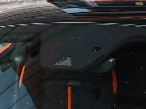 2025�� 3.0T V6 Speciale A