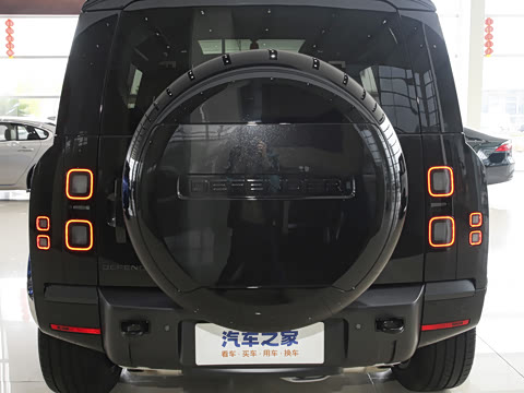 2026�� 110 3.0T P400 X-Dynamic HSE