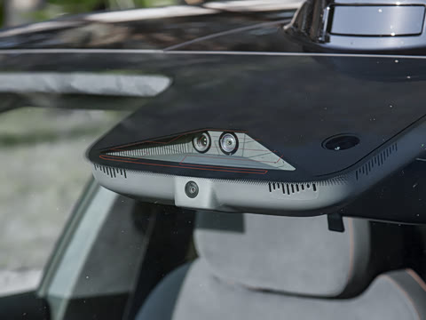 2026�� 225km EM-P Զ�����ǺӰ�+ҫҹ��װ