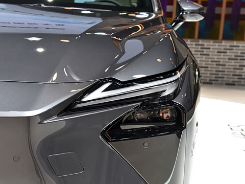 2025�� 350e