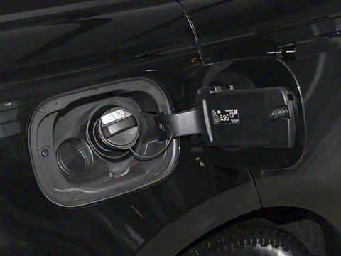 2025�� 3.0 L6 360PS ʢ����