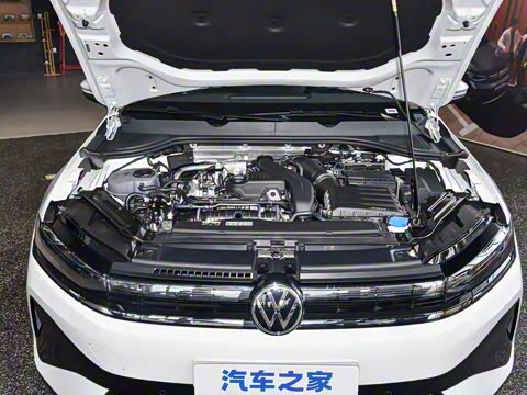 2026�� L 300TSI DSG ��Ӣ��