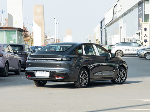 2025�� 650������